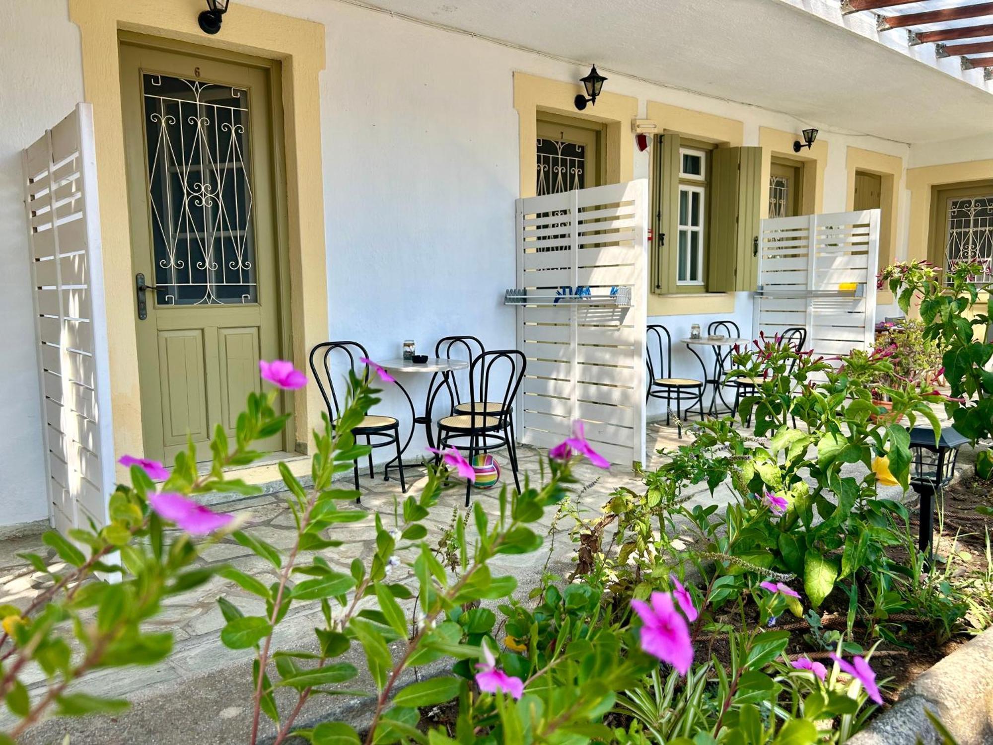 Pansion Episkopi Studios Città di Skopelos Esterno foto